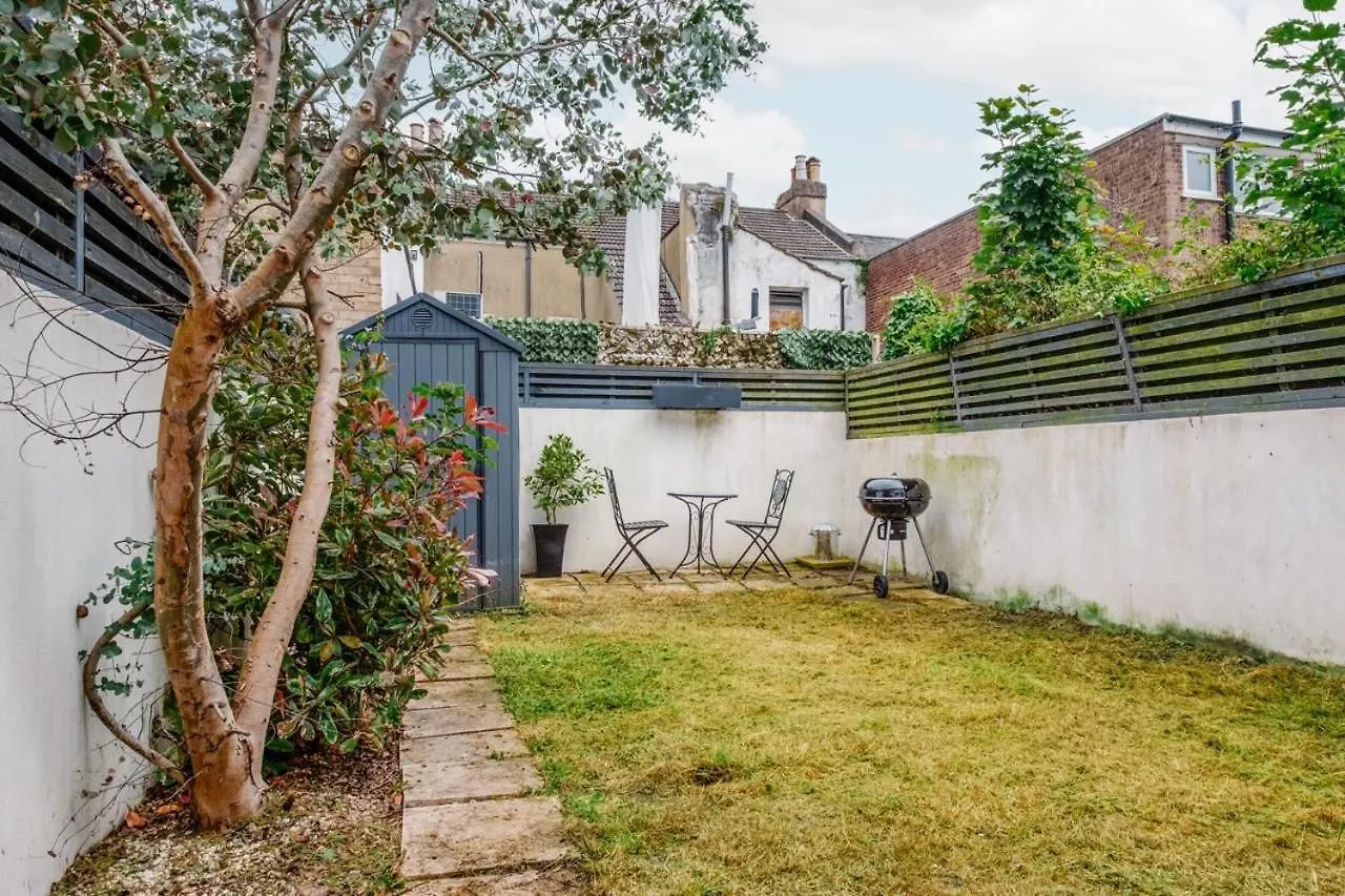 Modern Hove Home Close To Brighton Beach With Free Parking Nyaraló
