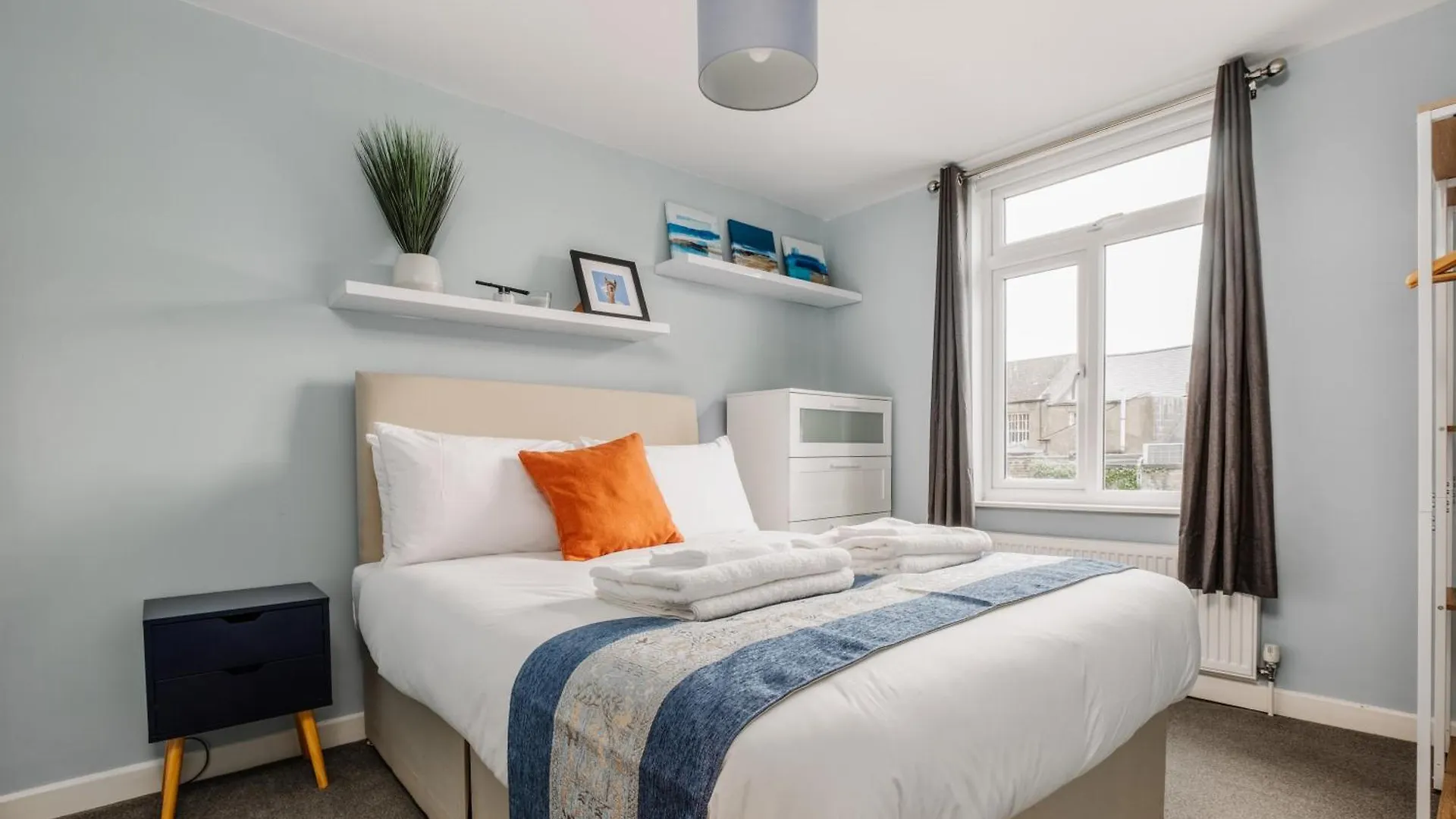 Modern Hove Home Close To Brighton Beach With Free Parking Nyaraló